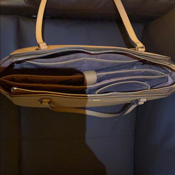 Tory Burch Tote - Picture 5 of 5
